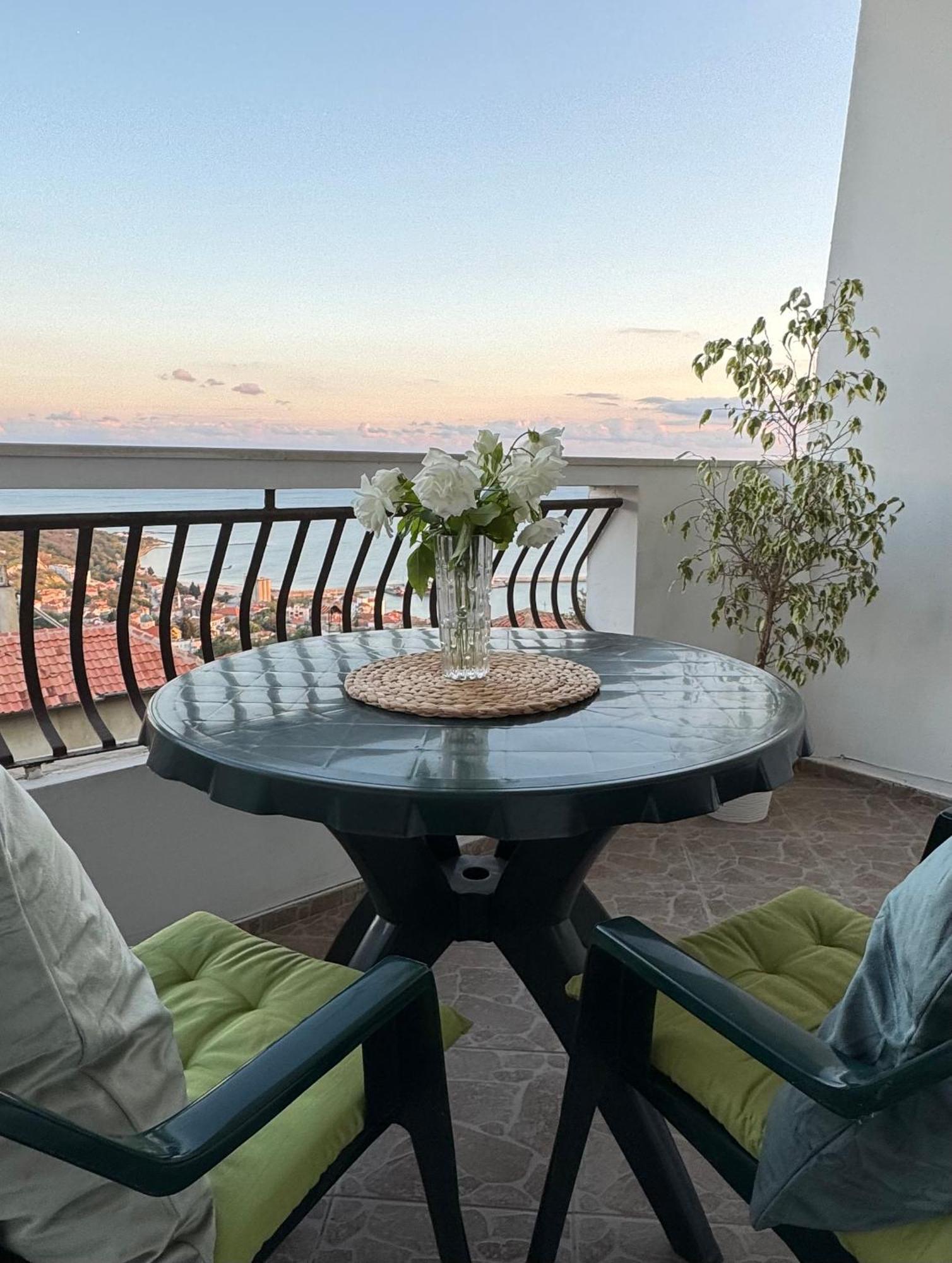 Kakavanen'S Sea View Apartment Baltschik Exterior foto